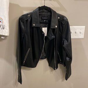 Eloquii NWT faux Leather cropped moto jacket